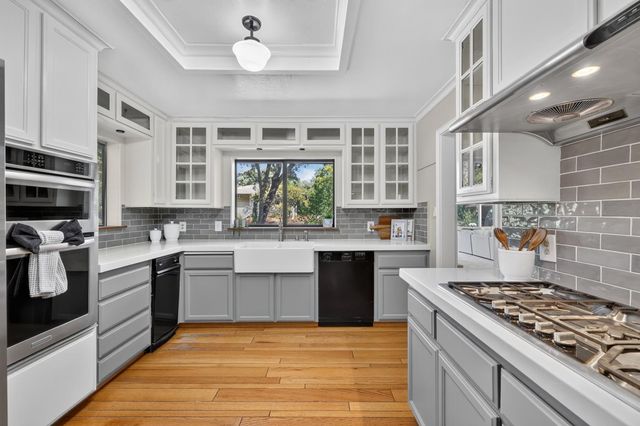 4903 Cypress Ave, Carmichael, CA 95608
