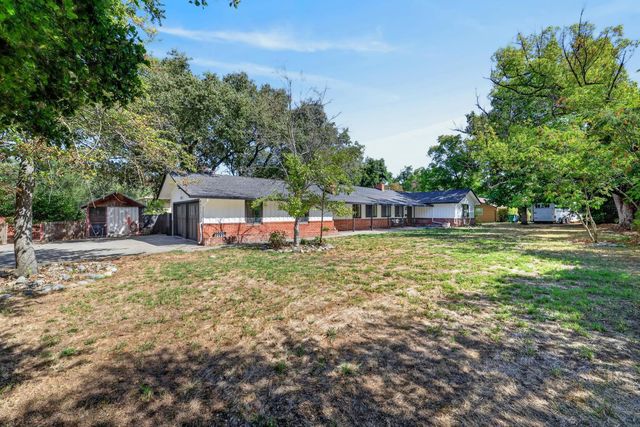 4903 Cypress Ave, Carmichael, CA 95608