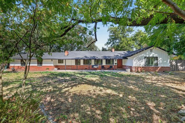 4903 Cypress Ave, Carmichael, CA 95608