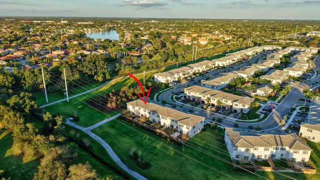 4668 NW 120th Way, Coral Springs, FL 33076