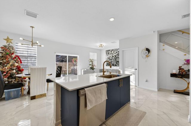 4668 NW 120th Way, Coral Springs, FL 33076