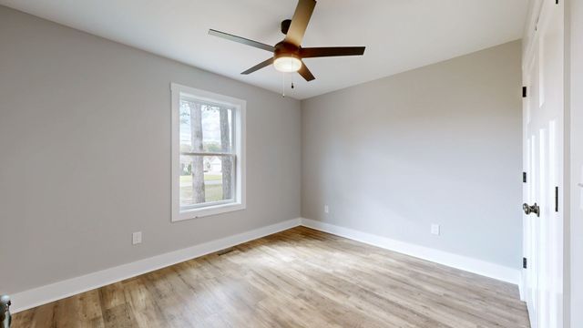 133 Linda Ln, Tullahoma, TN 37388