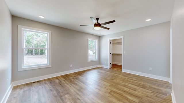 133 Linda Ln, Tullahoma, TN 37388