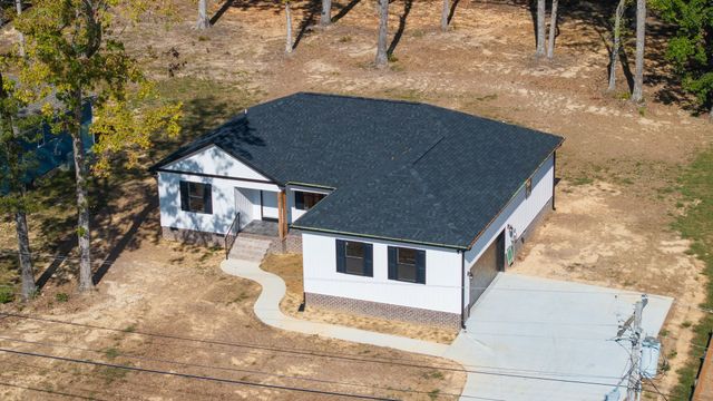 133 Linda Ln, Tullahoma, TN 37388