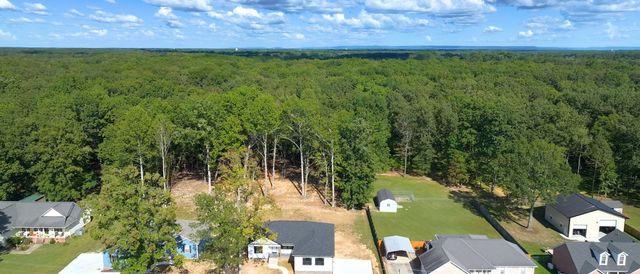 133 Linda Ln, Tullahoma, TN 37388