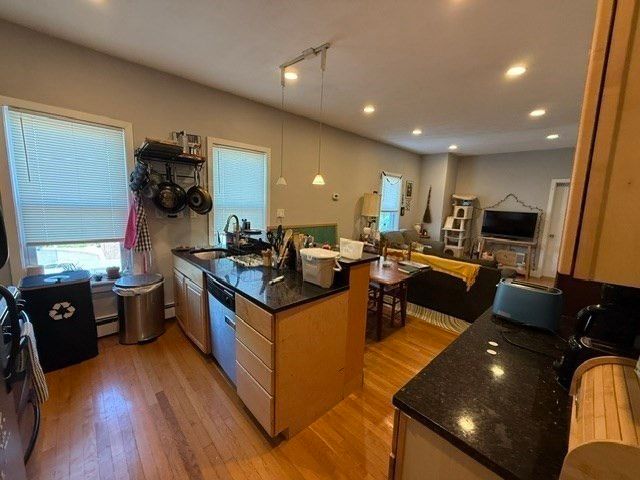 960 Cambridge St 3, Cambridge, MA 02141