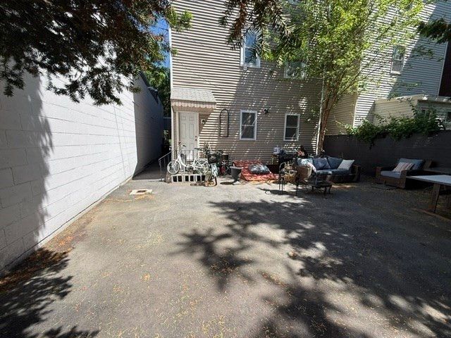960 Cambridge St 3, Cambridge, MA 02141