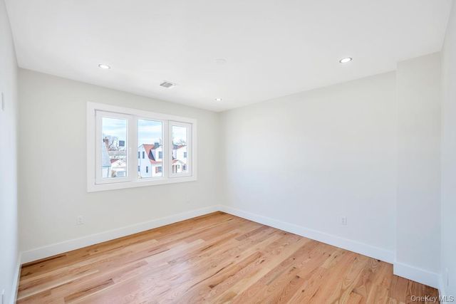 28 S Elm Street, Hicksville, NY 11801