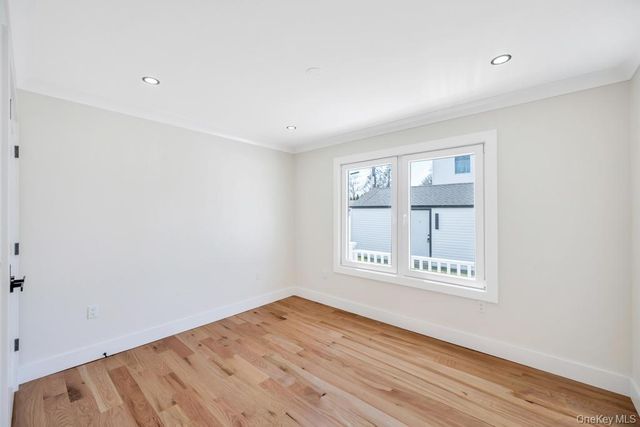 28 S Elm Street, Hicksville, NY 11801