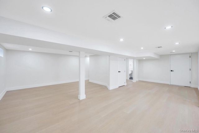 28 S Elm Street, Hicksville, NY 11801