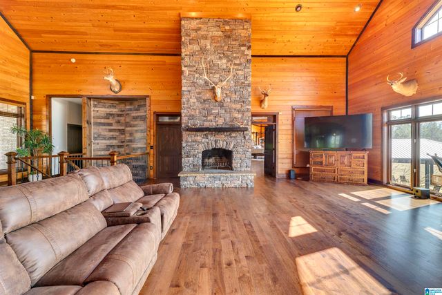 2084 COUNTY ROAD 71, Heflin, AL 36264