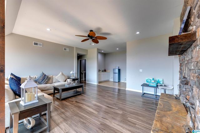 2084 COUNTY ROAD 71, Heflin, AL 36264