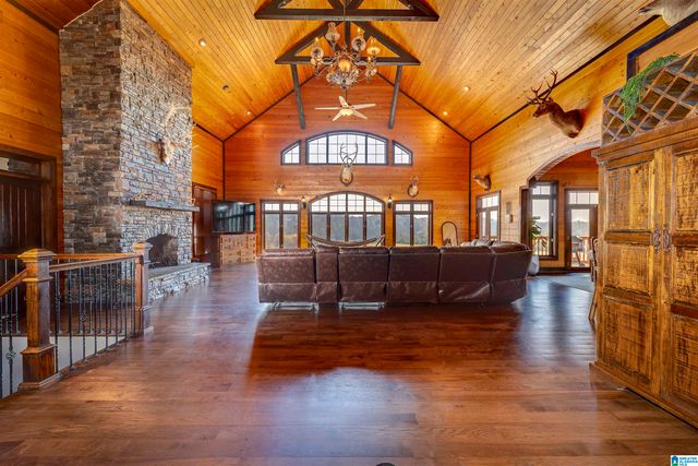 2084 COUNTY ROAD 71, Heflin, AL 36264