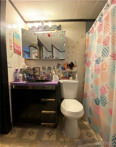 1776 Clinton Street, Buffalo, NY 14206