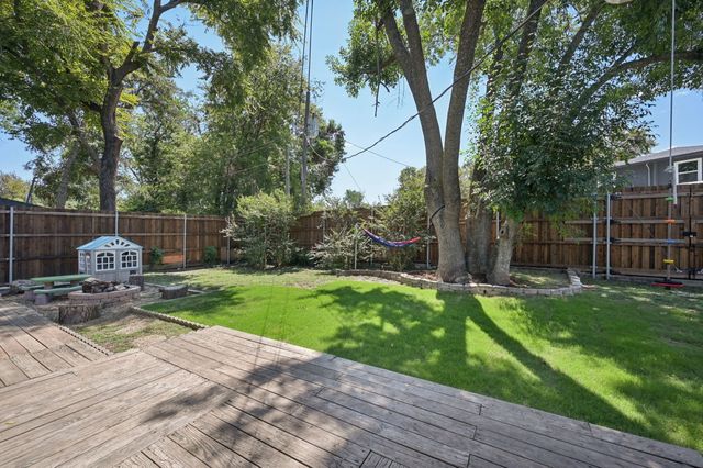 1022 Bardfield Avenue, Garland, TX 75041