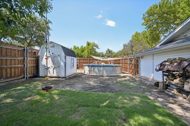 1022 Bardfield Avenue, Garland, TX 75041