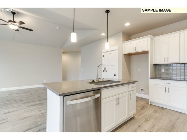 1573 Ne Wiley Ln 19, Estacada, OR 97023