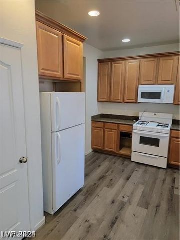 7510 Perla Del Mar Avenue, Las Vegas, NV 89179