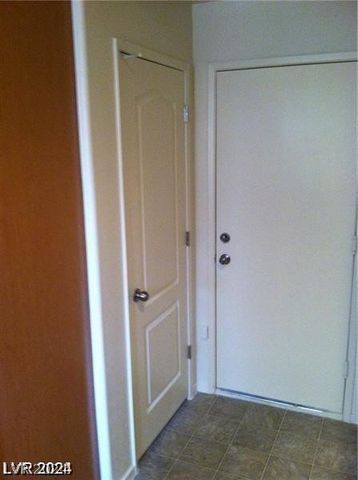 7510 Perla Del Mar Avenue, Las Vegas, NV 89179