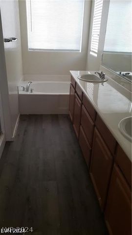 7510 Perla Del Mar Avenue, Las Vegas, NV 89179