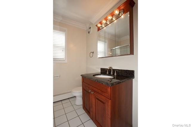 53 S Clinton Avenue N1, Bay Shore, NY 11706