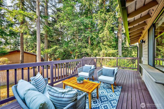2321 NE Eton Lane, Bremerton, WA 98311