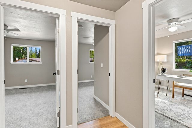 2321 NE Eton Lane, Bremerton, WA 98311