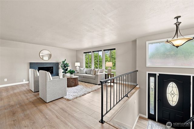 2321 NE Eton Lane, Bremerton, WA 98311