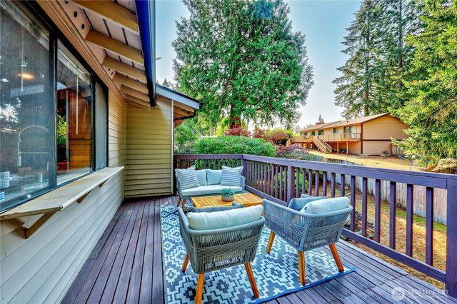 2321 NE Eton Lane, Bremerton, WA 98311