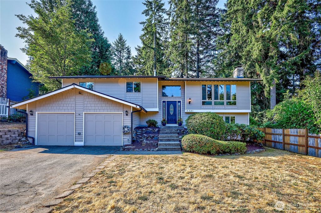 2321 NE Eton Lane, Bremerton, WA 98311