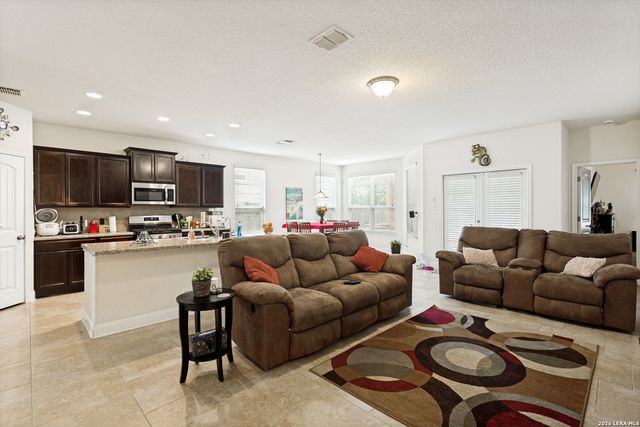 646 Sea Eagle, San Antonio, TX 78253