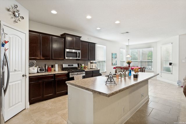 646 Sea Eagle, San Antonio, TX 78253