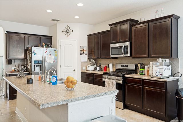 646 Sea Eagle, San Antonio, TX 78253