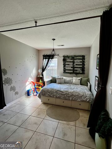 125 Walnut Way, Kingsland, GA 31548