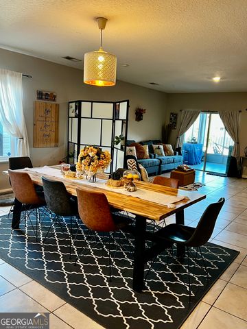 125 Walnut Way, Kingsland, GA 31548