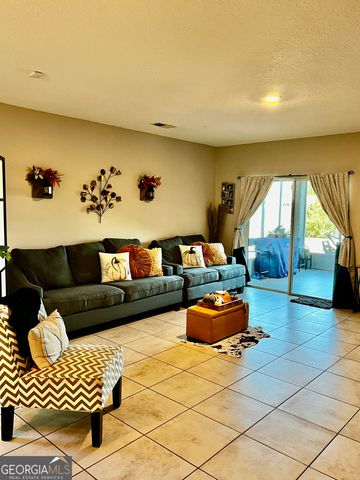 125 Walnut Way, Kingsland, GA 31548