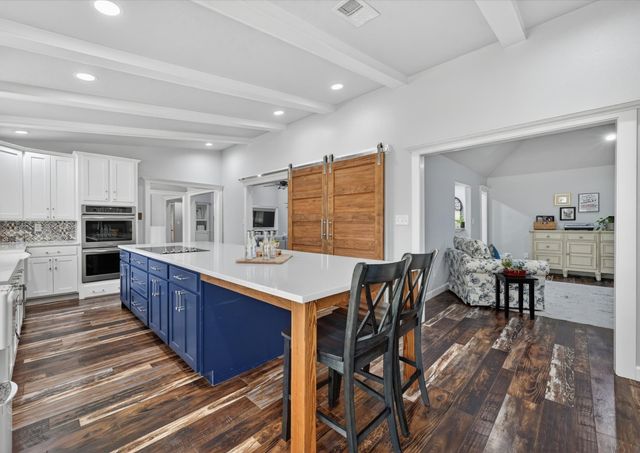 200 Cross Timbers Drive, Double Oak, TX 75077