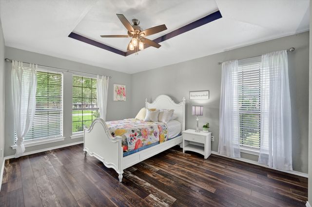 200 Cross Timbers Drive, Double Oak, TX 75077