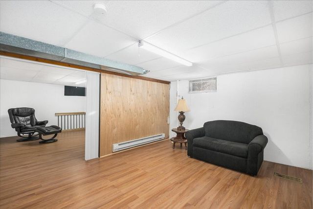 1100 Goffstown Road, Manchester, NH 03102