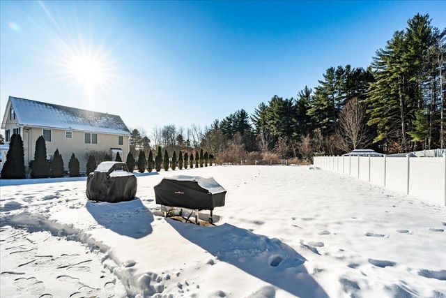 1100 Goffstown Road, Manchester, NH 03102