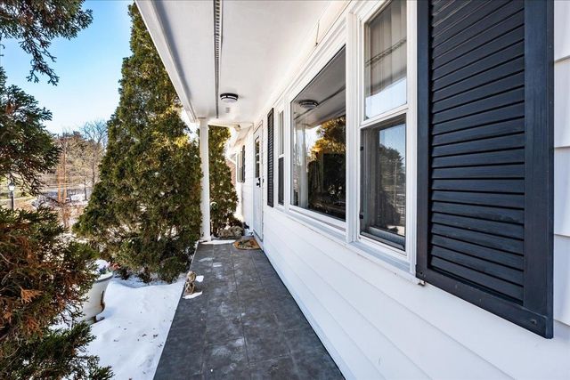 1100 Goffstown Road, Manchester, NH 03102