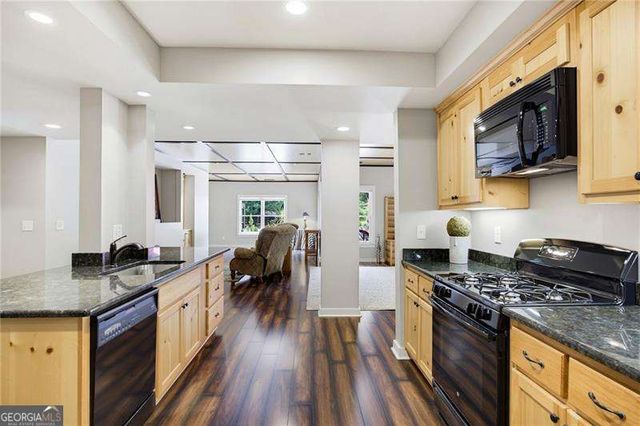 154 Gold Leaf Trail, Powder Springs, GA 30127