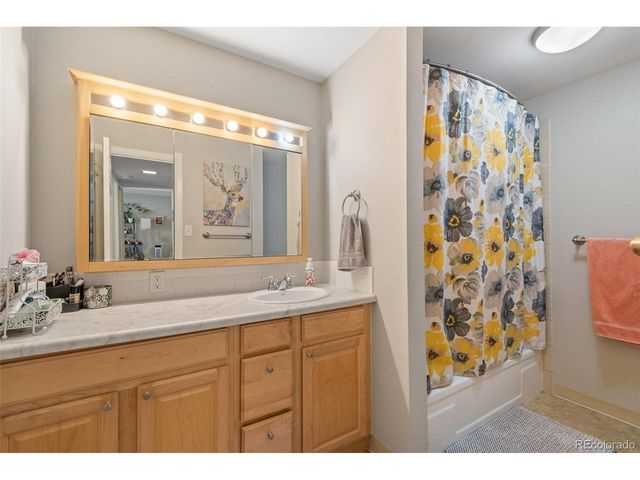 7755 E Quincy Ave 207A3, Denver, CO 80237