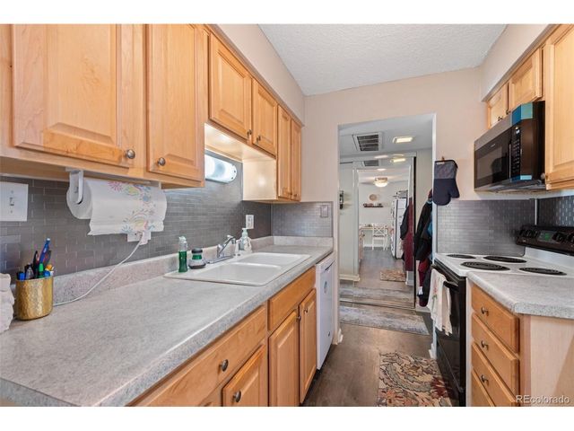 7755 E Quincy Ave 207A3, Denver, CO 80237
