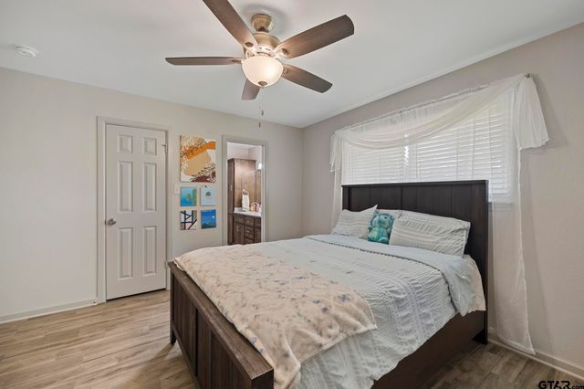 2201 Ridgley Drive, Flint, TX 75762
