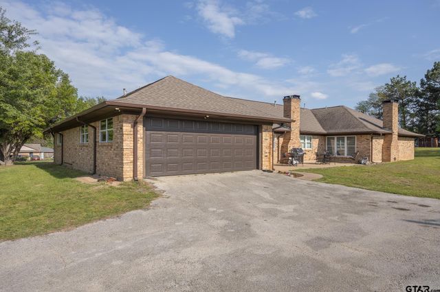 2201 Ridgley Drive, Flint, TX 75762