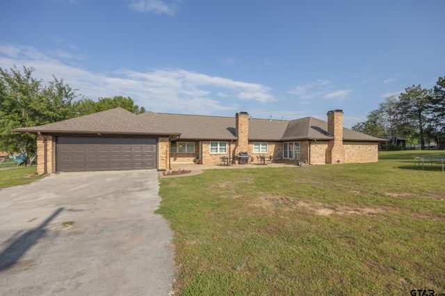 2201 Ridgley Drive, Flint, TX 75762