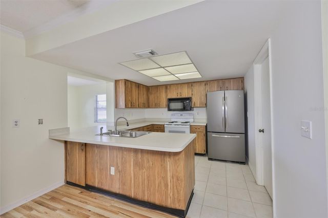 2020 HULLHOUSE DRIVE, Sun City Center, FL 33573