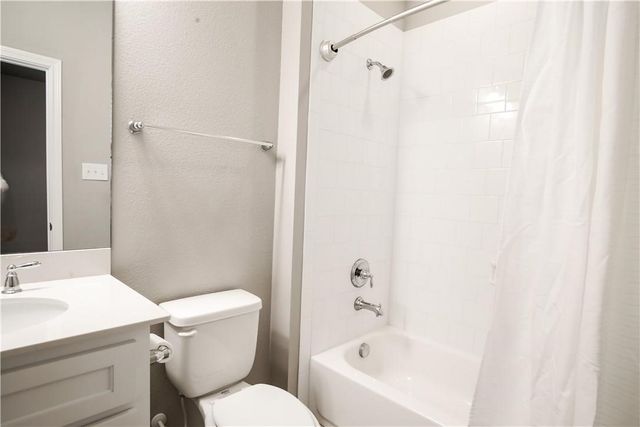 2605 Mccart Avenue, Fort Worth, TX 76110