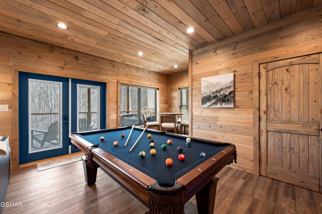 2247 Headrick Lead, Sevierville, TN 37862